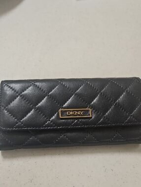 DKNY Black Quilted Leather Wallet with Gold Logo Plaque